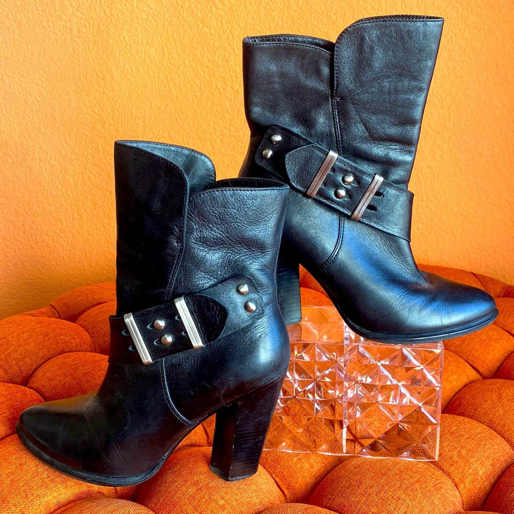 Saks fifth avenue black leather studded ankle boot size 8 1/2